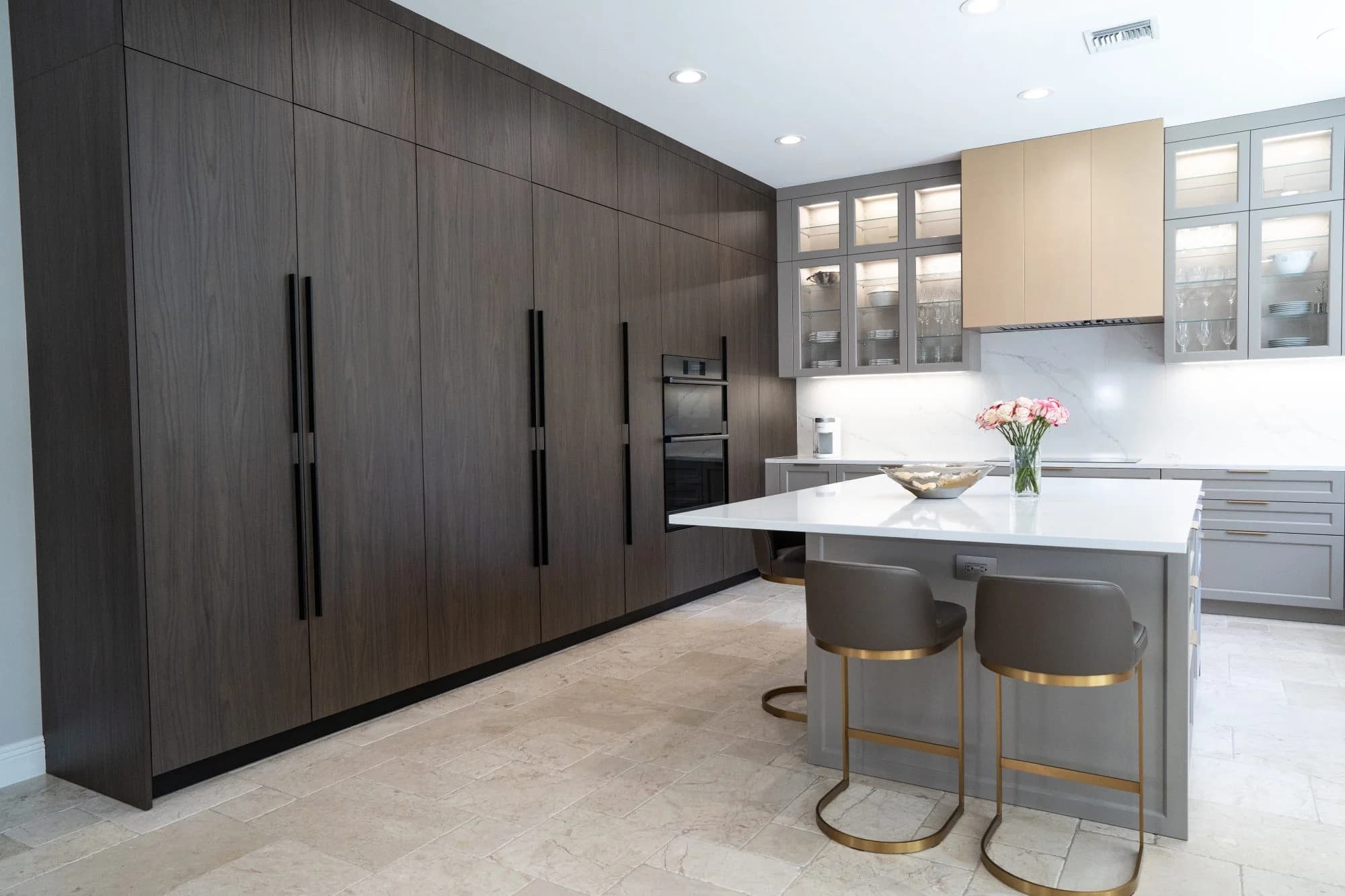 Luxury Kitchen Design Trends and How Premium Appliances Shape Modern Homes