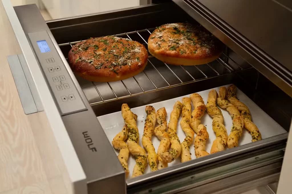 30" Warming Drawer feature detail