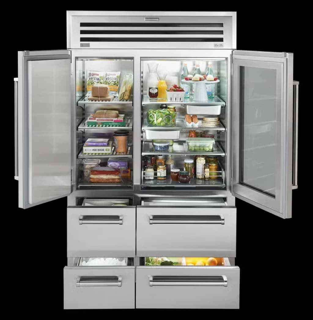 48" PRO Refrigerator/Freezer feature detail