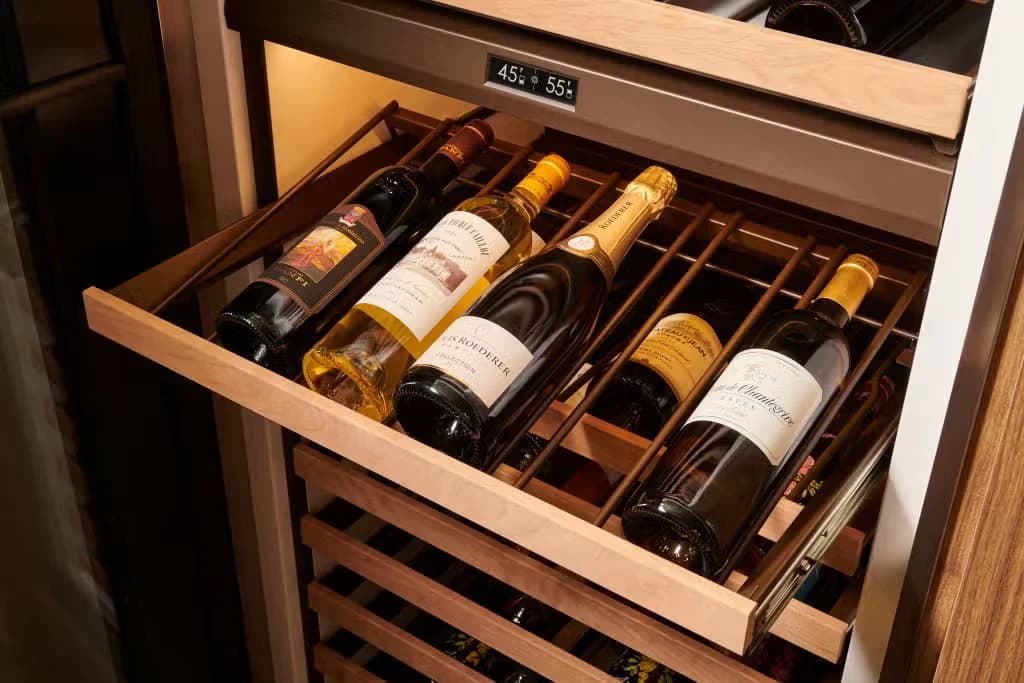 Classic Wine Storage detail